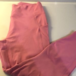 Fabletics full length workout pants. Pockets on both sides. Perfect condition.